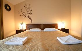 Guest House 